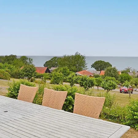 Lxxxvii Holiday home